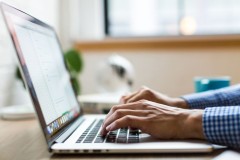 ビジネス出張を快適に！最適なWiFiレンタル活用術